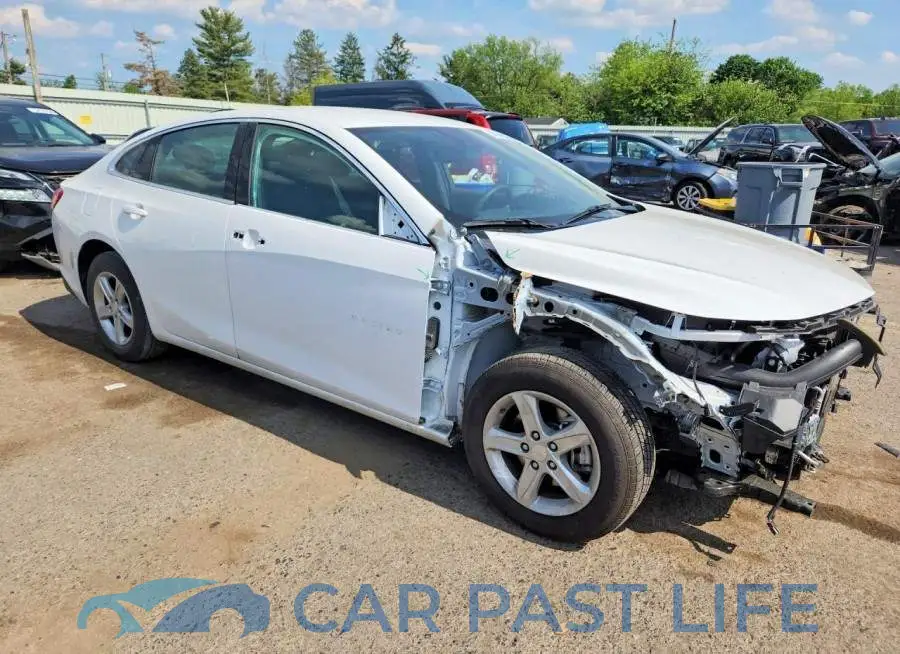1G1ZD5ST9RF185300# 4