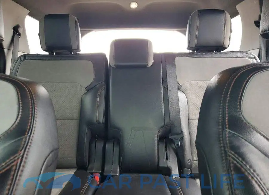 1FM5K7D81HGE19790# 10