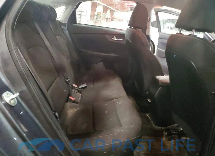 3KPF24AD9LE195542# 10