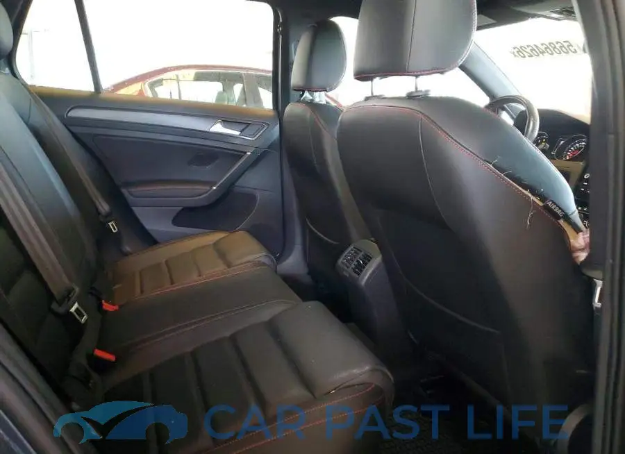 3VW6T7AU0KM013775# 10