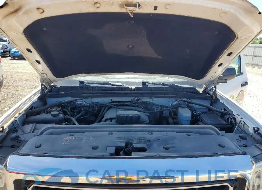 1GT02REG3HZ236427# 11