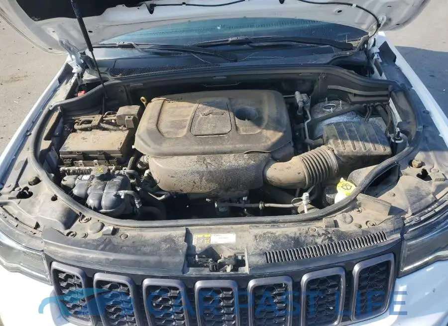 1C4RJFBG2LC196186# 12