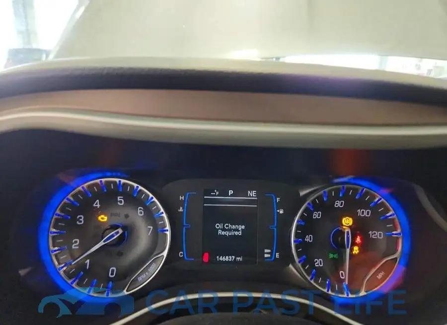2C4RC1DG5HR508137# 9