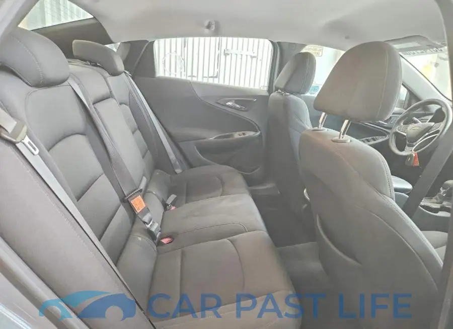 1G1ZD5ST1RF136804# 10