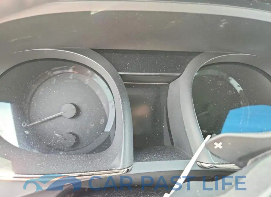 4T1BK1EB3JU275497# 9