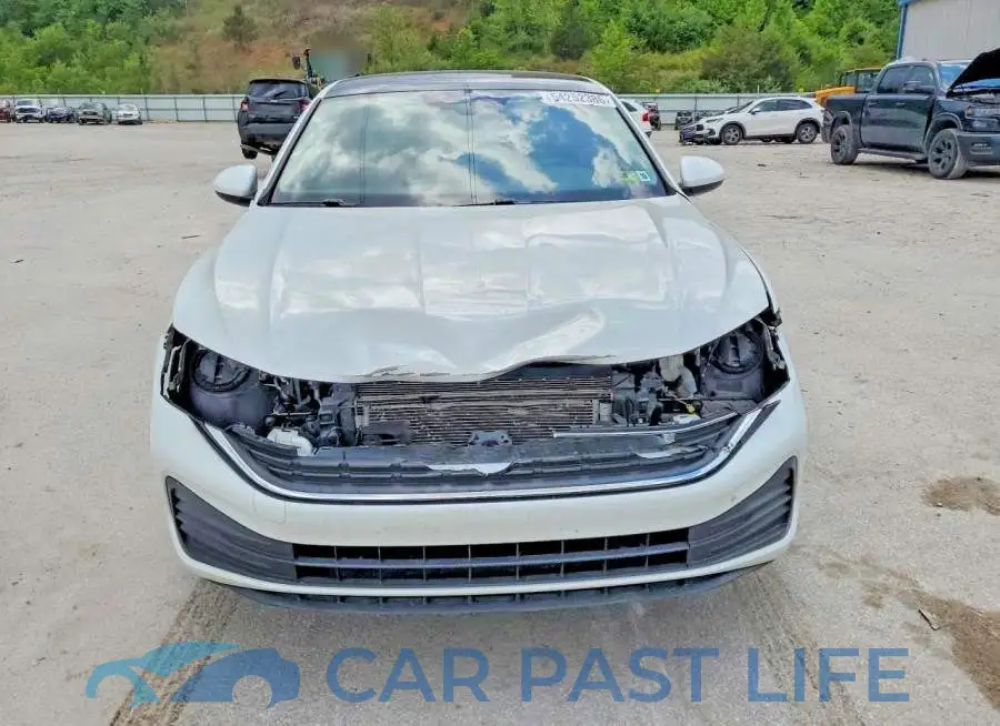 3VW7M7BU7PM059031# 5