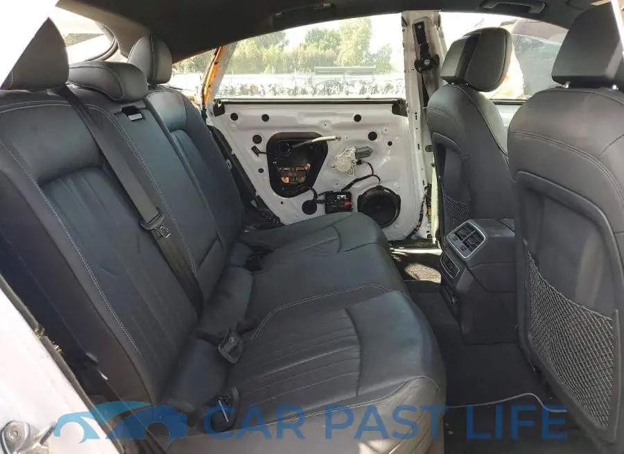 WAUP2AF28KN078598# 10