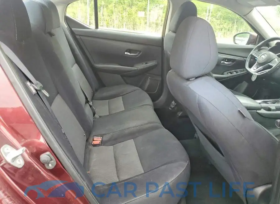 3N1AB8CV0MY221696# 10