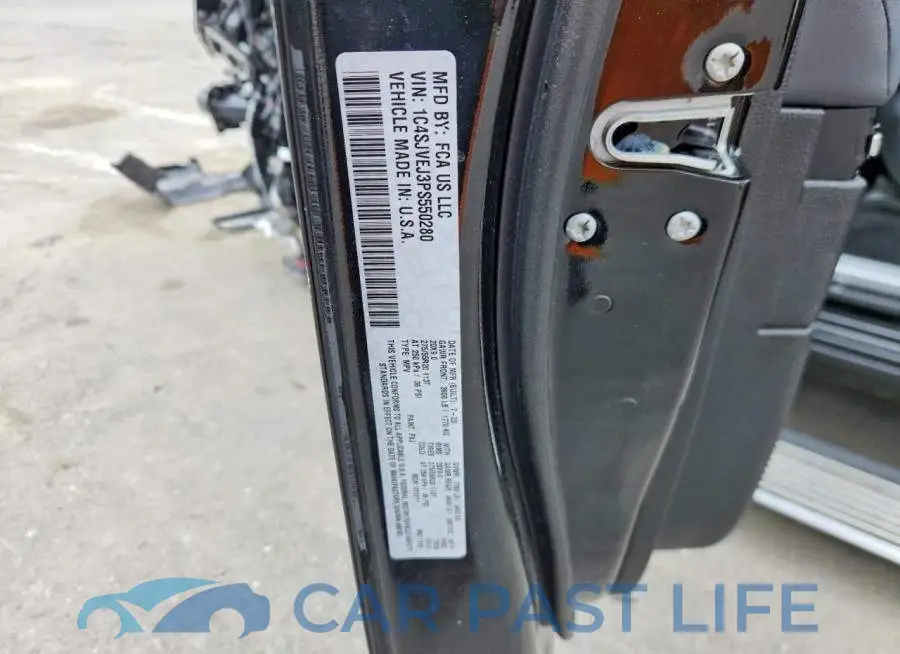 1C4SJVEJ3PS550280# 14