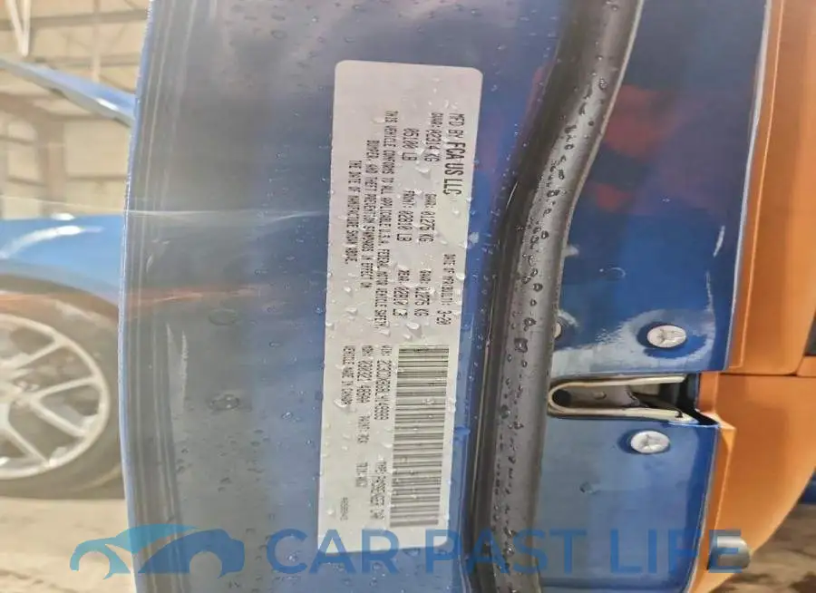 2C3CDXBG8LH149989# 12