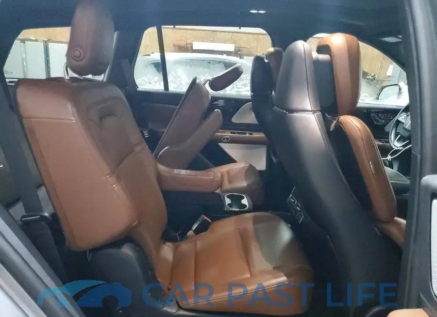 5LM5J7XC8LGL28685# 11