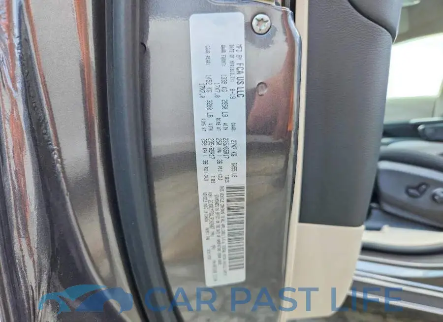 2C4RC1FGXLR102487# 13