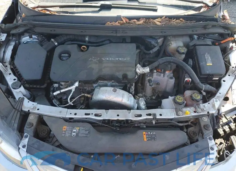 1G1RC6S58JU152895# 11