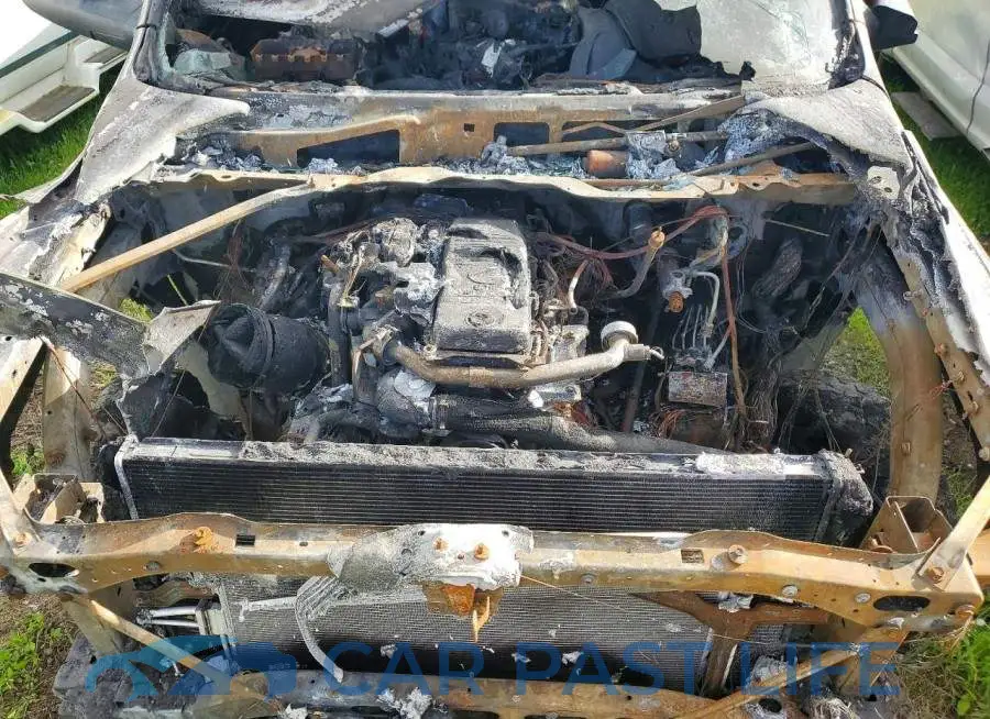 3C63RRJL9KG542834# 11
