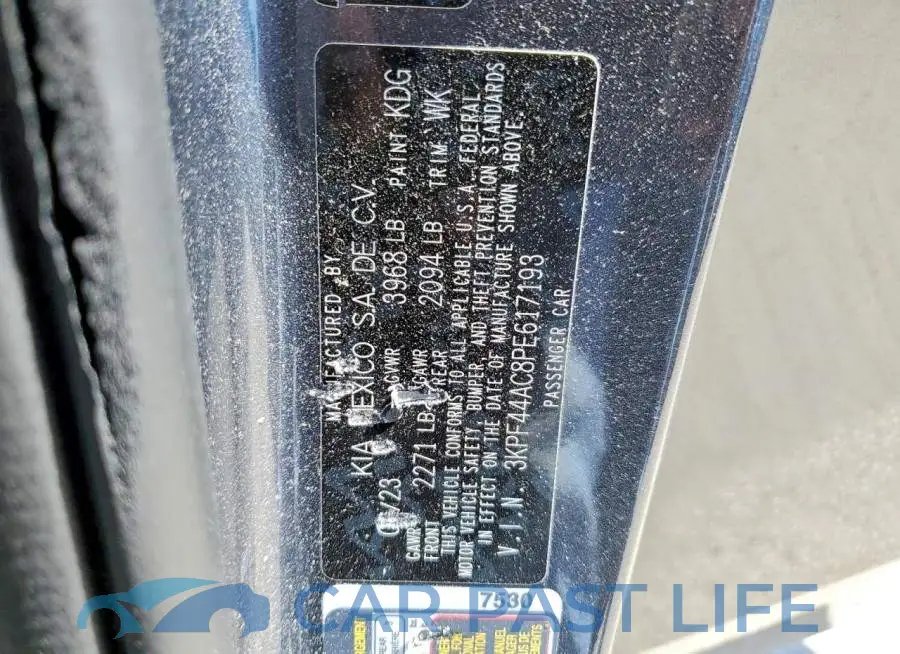 3KPF44AC8PE617193# 12
