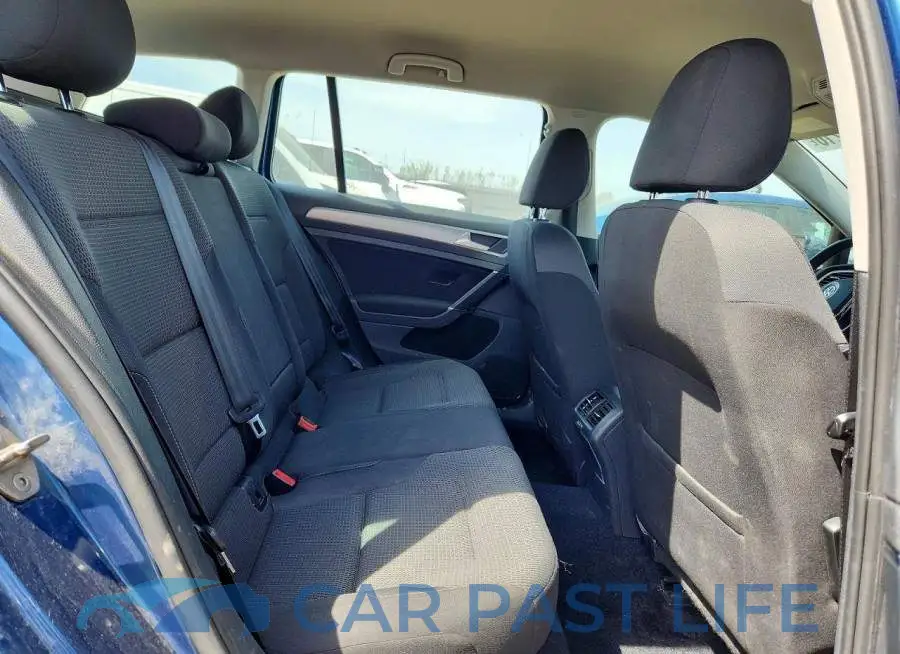 3VW017AU1HM539398# 10