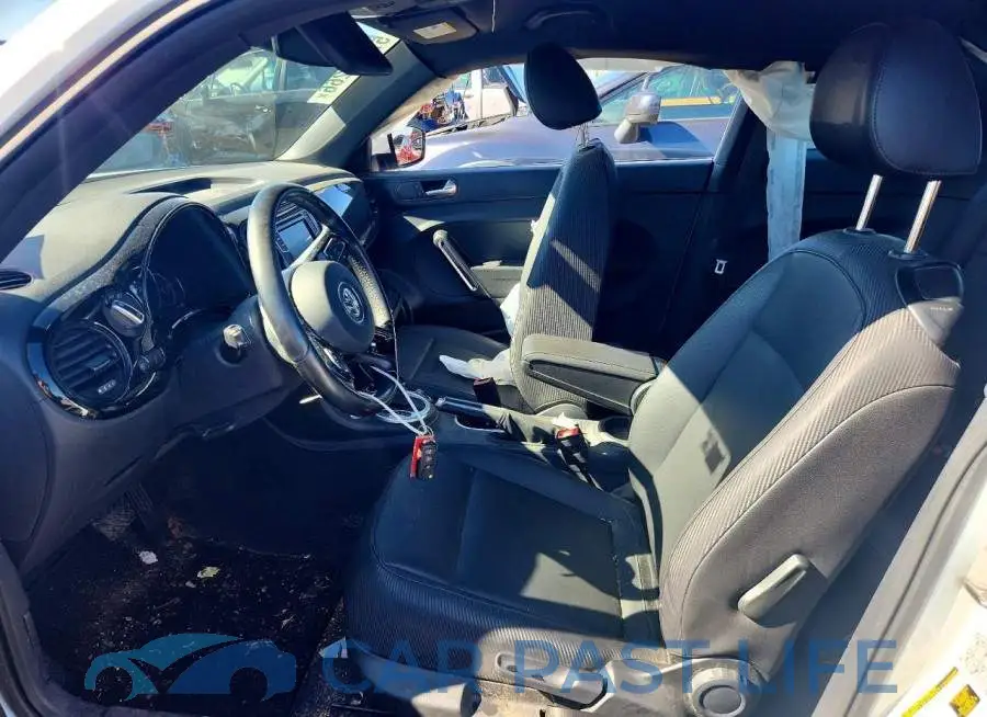 3VWFD7AT0JM709944# 7