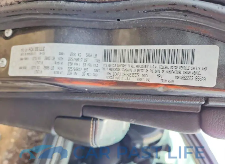 1C4PJLCB4HW535576# 13