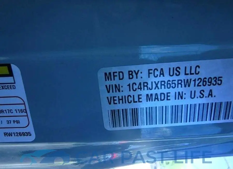 1C4RJXR65RW126935# 12