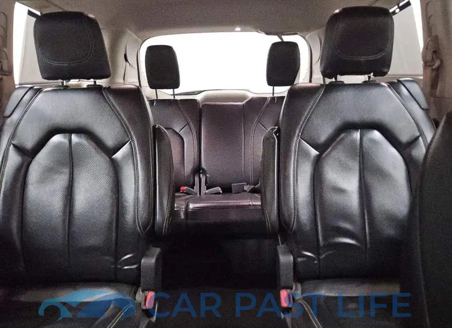 2C4RC1BG4NR116734# 10