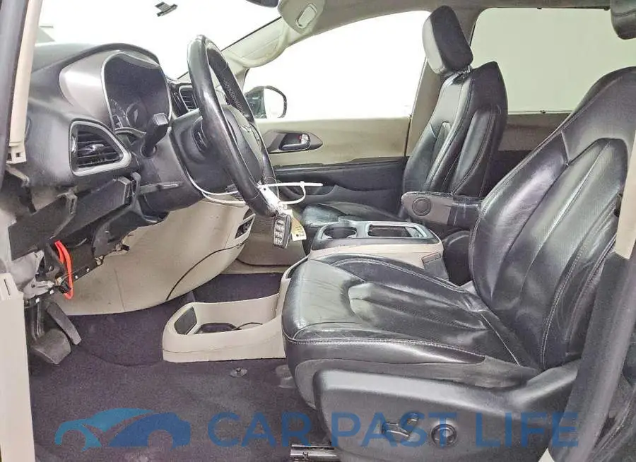 2C4RC1BG4NR116734# 7