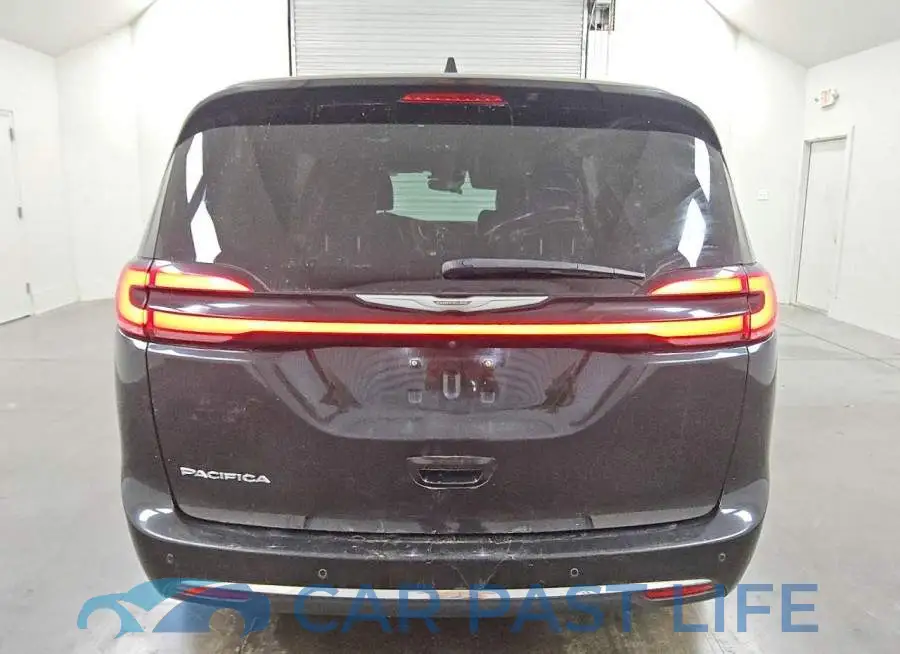 2C4RC1BG4NR116734# 6