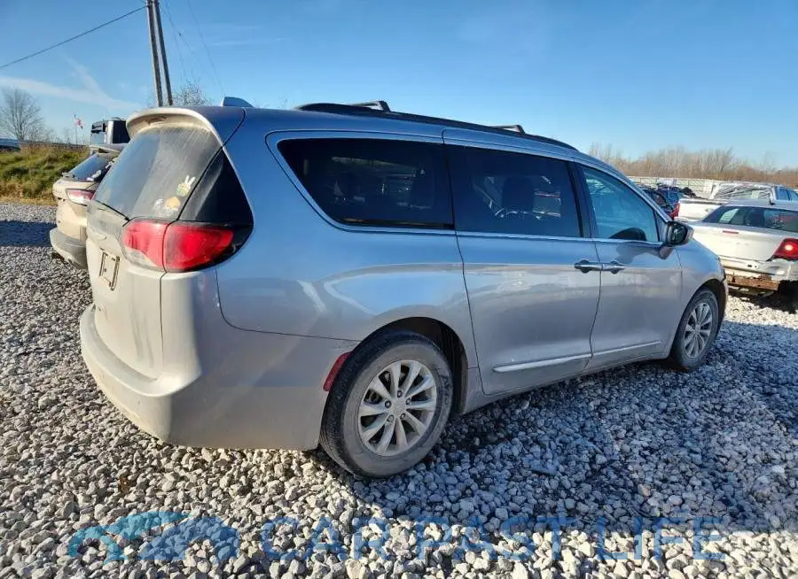 2C4RC1BG6HR771028# 3