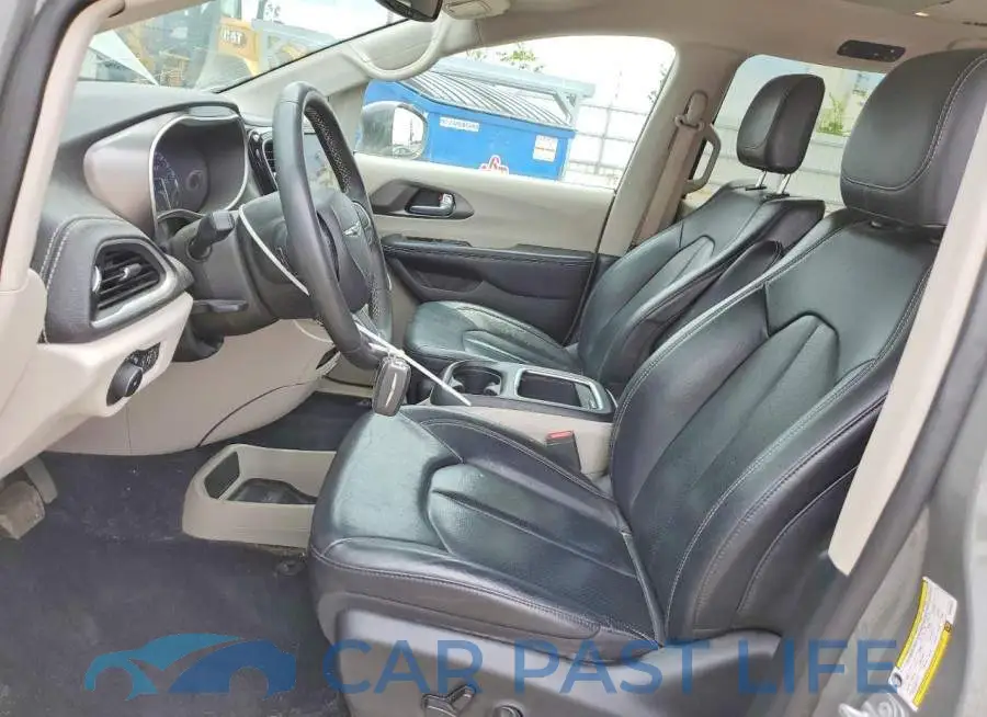 2C4RC1BG9NR206073# 7