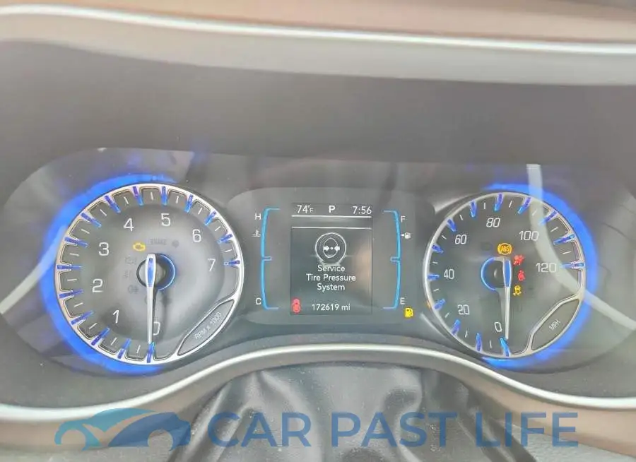 2C4RC1DG3HR519895# 9