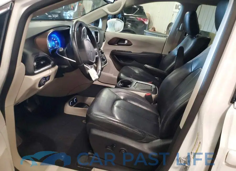 2C4RC1EG2HR599706# 7