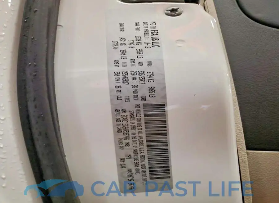 2C4RC1EG2HR599706# 14