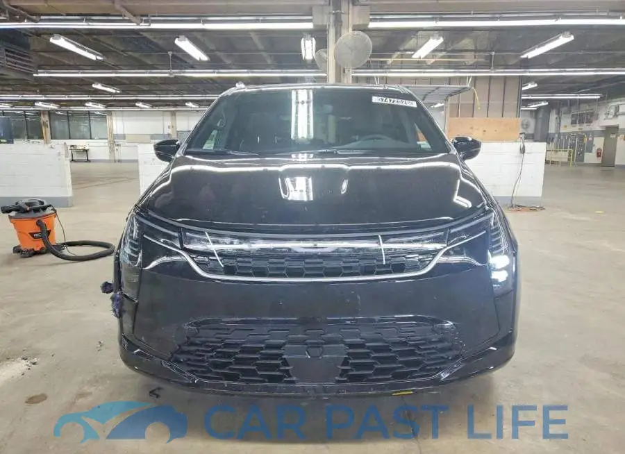 2C4RC1GG4VR554050# 5
