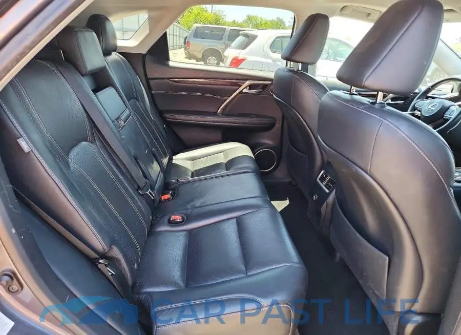 2T2BGMCA8JC022850# 11