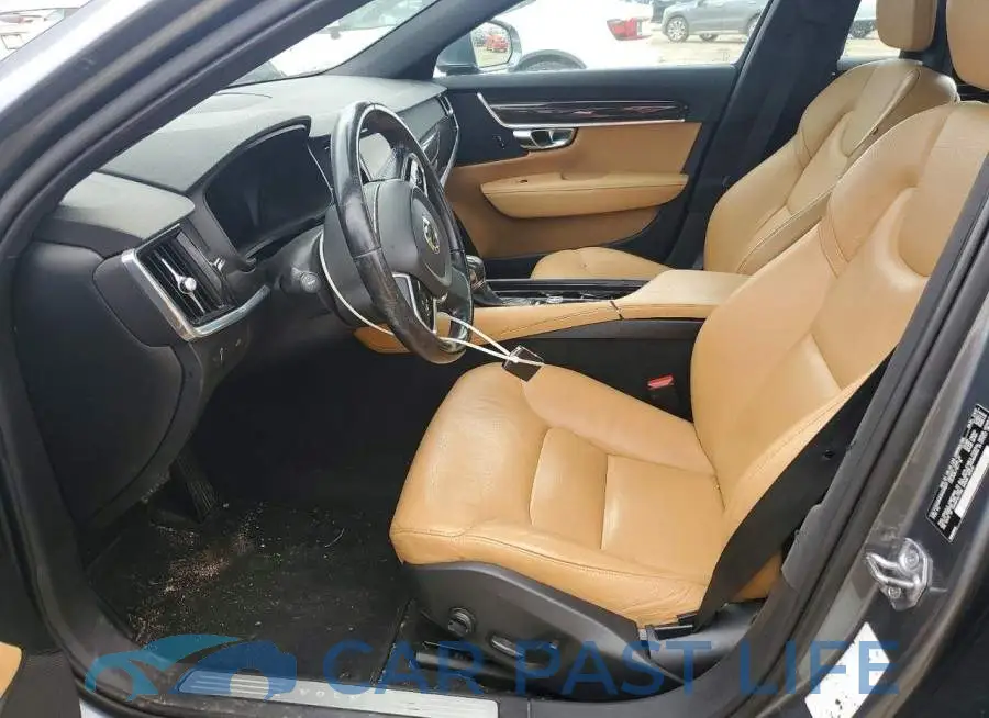 YV1A22MK9H1015697# 7