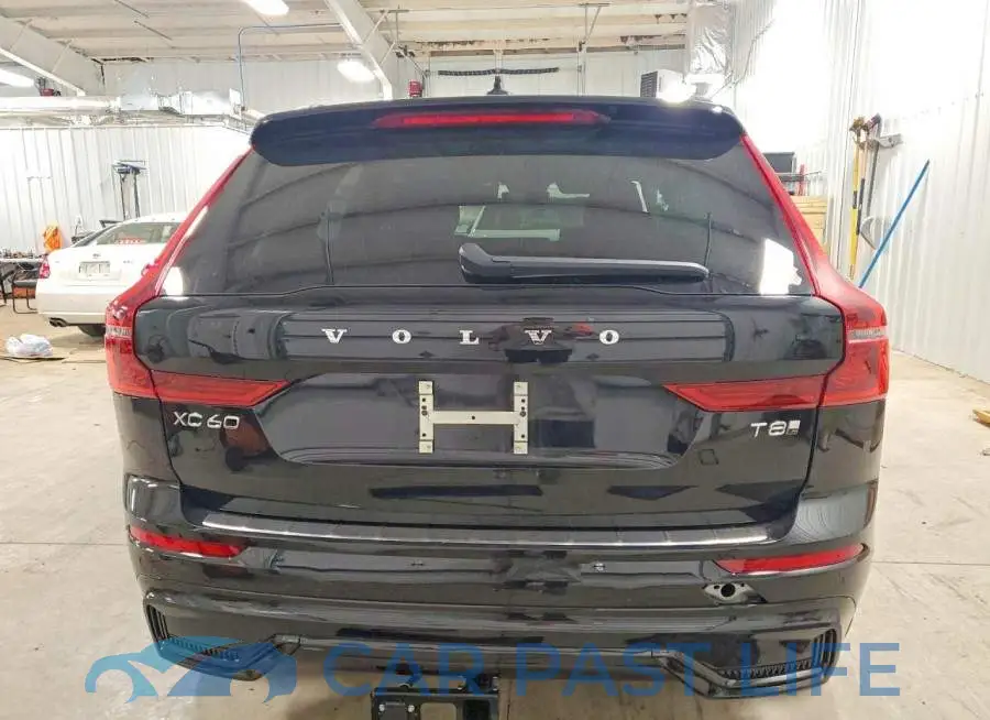 YV4H60RM1T1414987# 6