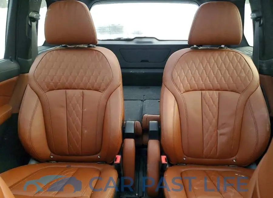 5UX23EM06P9R80586# 10