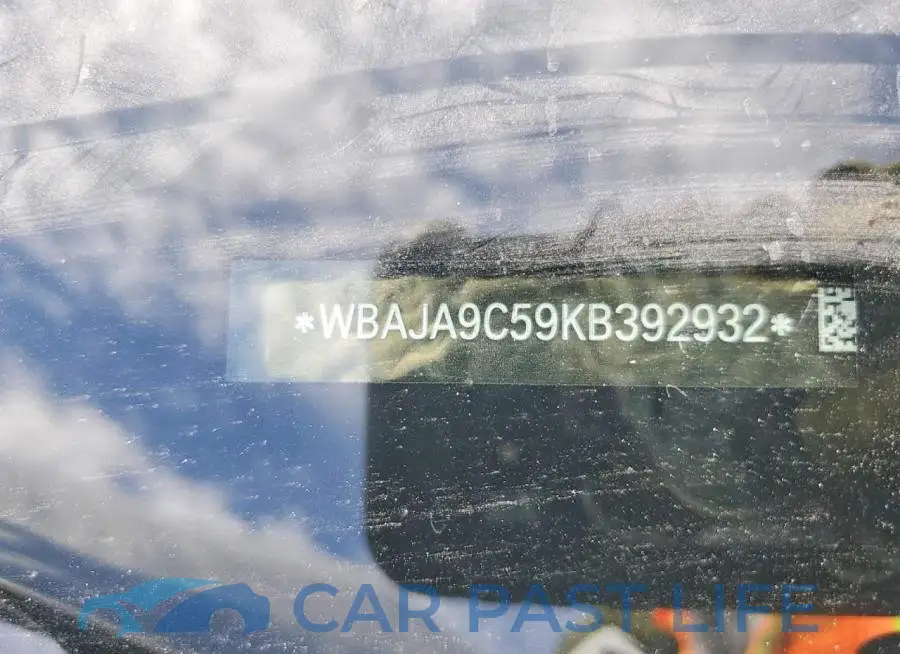 WBAJA9C59KB392932# 12