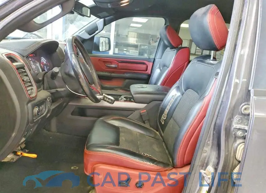 1C6SRFLT5KN557328# 7