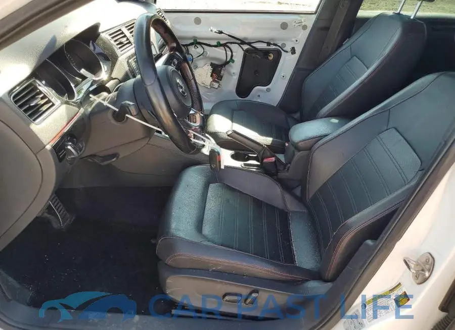 3VW4T7AJ3HM267941# 7