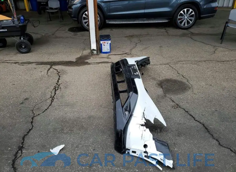 JN1DF0CD7RM731791# 12
