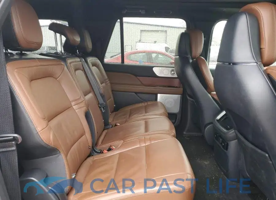 5LMJJ3LT0NEL10869# 11