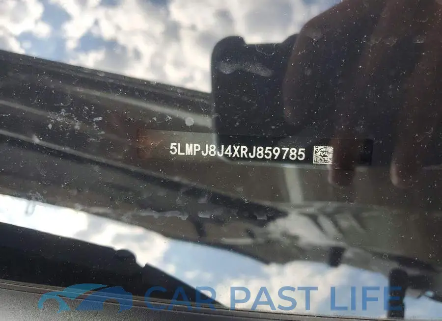5LMPJ8J4XRJ859785# 12