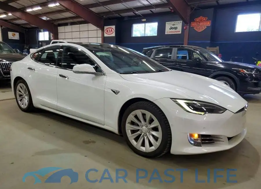 5YJSA1E25JF244333# 4