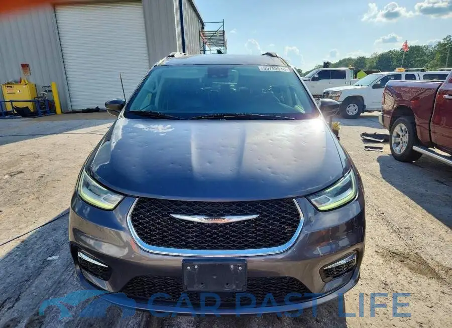2C4RC1BG4NR122100# 5