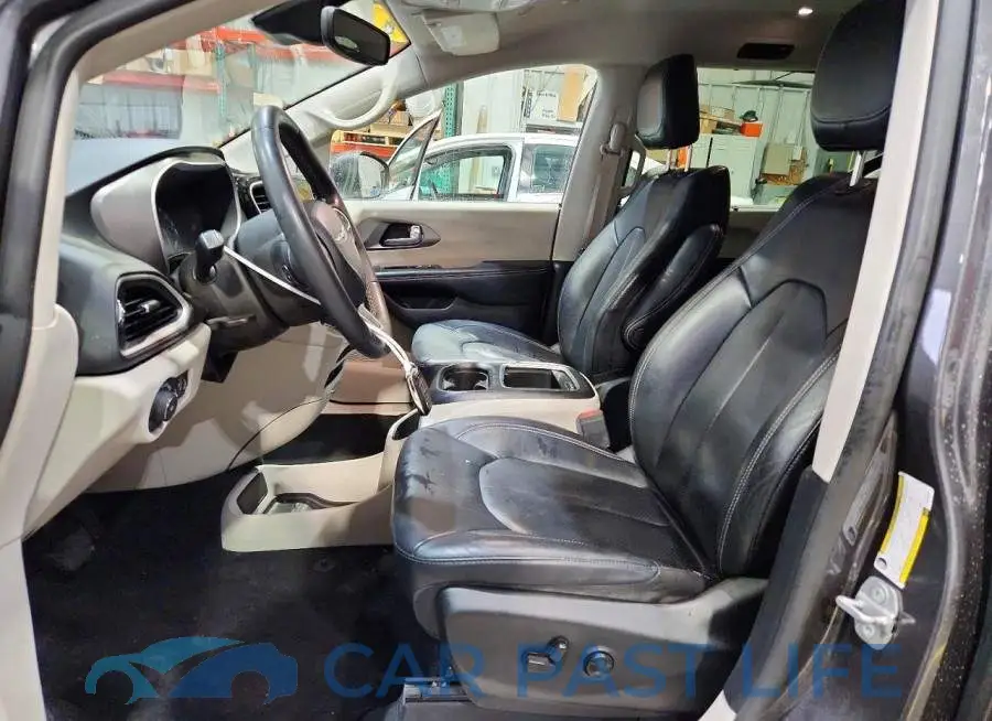 2C4RC1BG8NR194451# 7