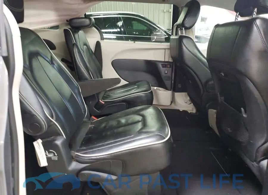 2C4RC1GG3NR176514# 11