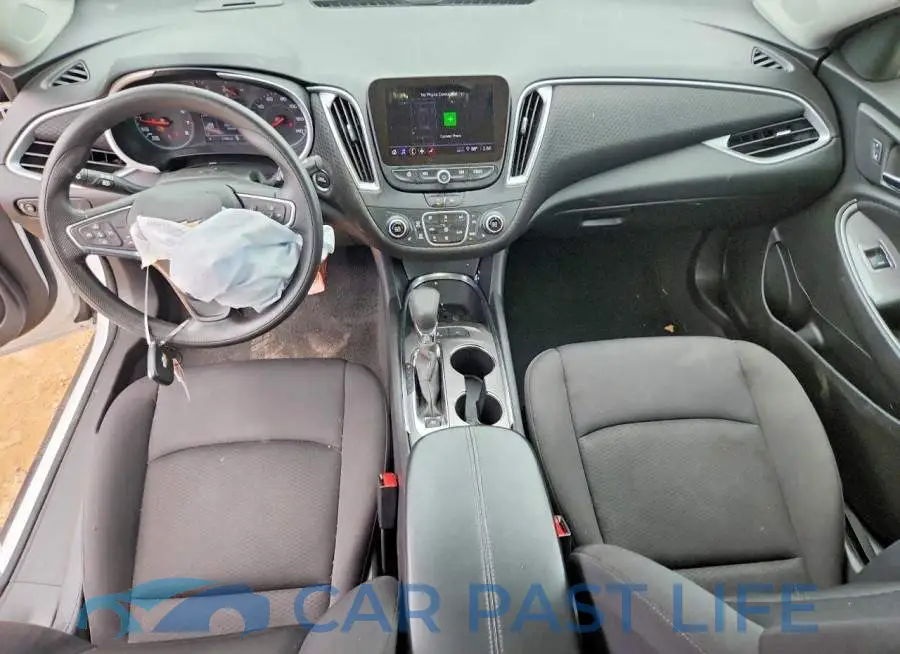 1G1ZD5ST8SF126406# 8