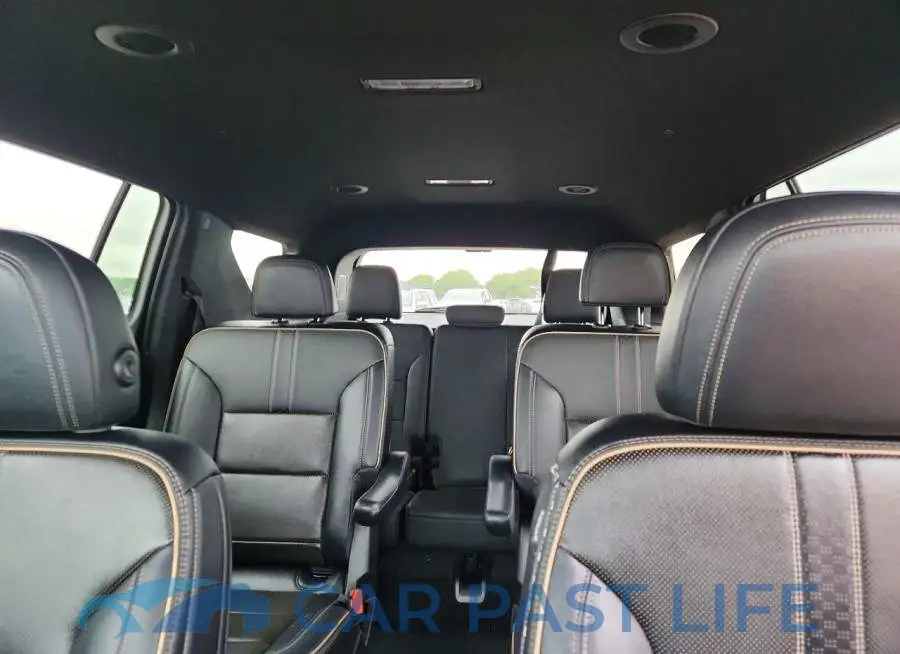 1GNERKRS3SJ231815# 10