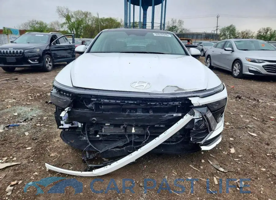 KMHL54JJ2SA126429# 5