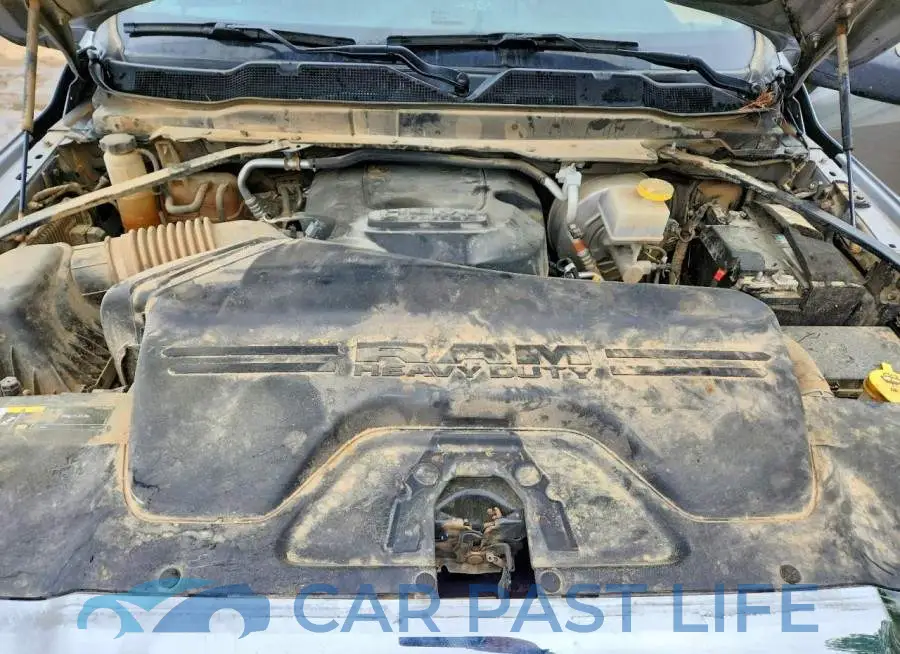 3C6UR5FJ4RG395529# 11